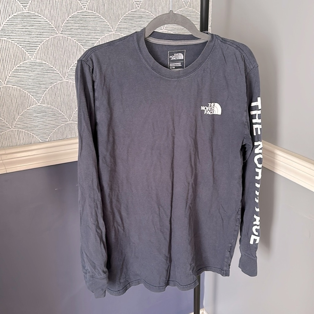 Men’s  The North face navy long sleeve top